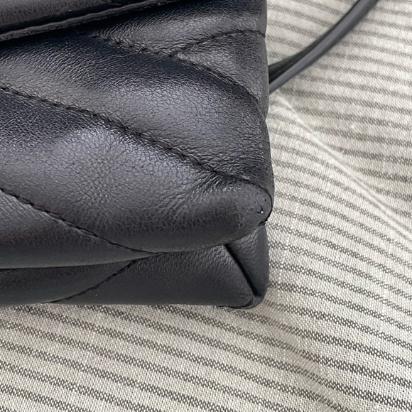 Tory Burch Quilted Leather Kira Wallet on Chain Black Gold - Picture 4 of 11